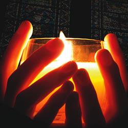 emergent_candle.250w.tn_